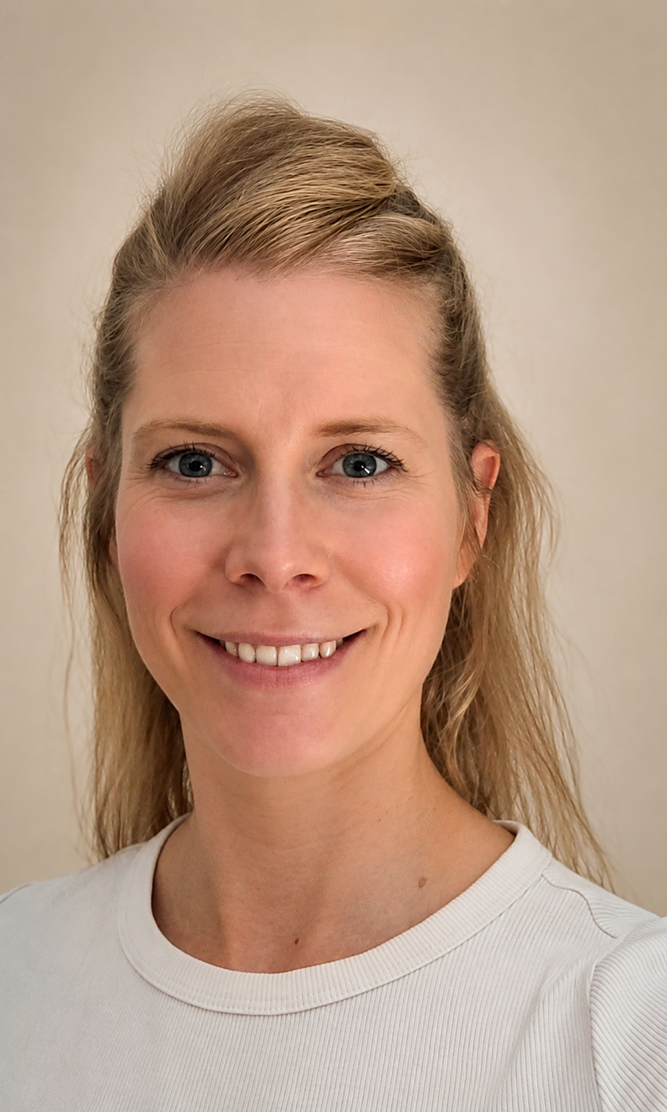 Elisabeth Akerman, BSc